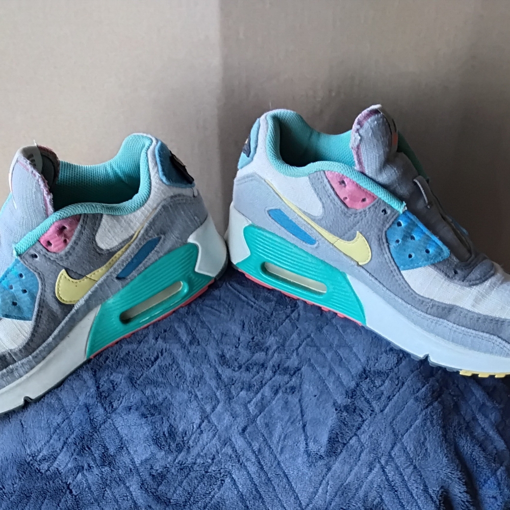 Nike Kids Multicolor Sneakers